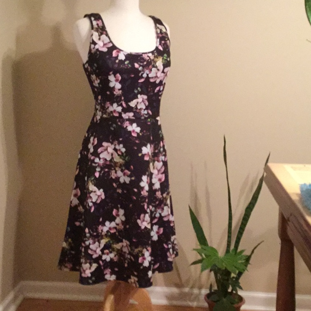 💜Torrid Summer Dress. size 1 EUC